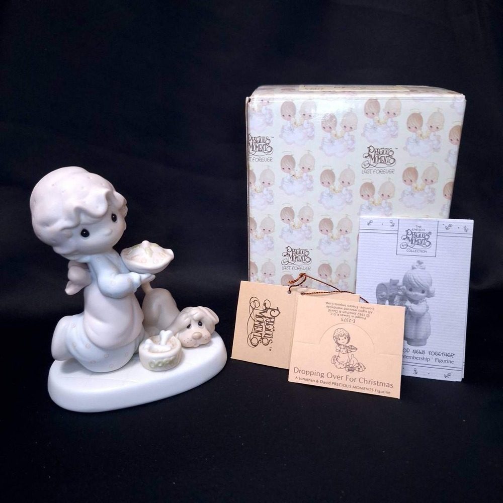 Precious Moments Dropping Over‎ For Christmas E2375 Figurine 1982 Holiday Deco